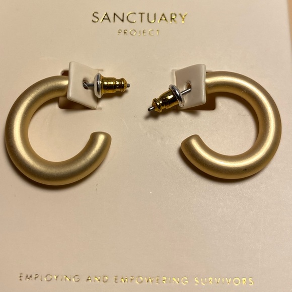 NWT SANCTUARY PROJECT Gold hoop-stud backing duo - Picture 3 of 3